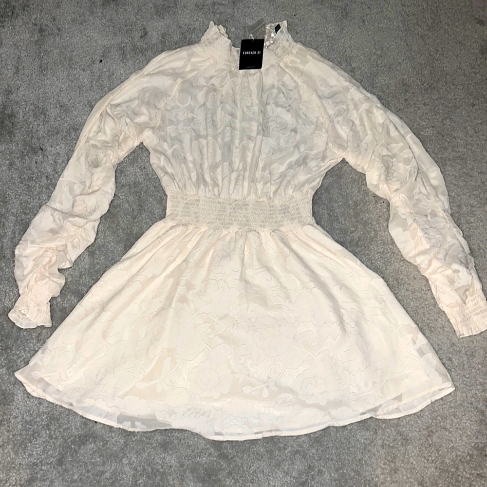 NWT Women’s Cream Dress
